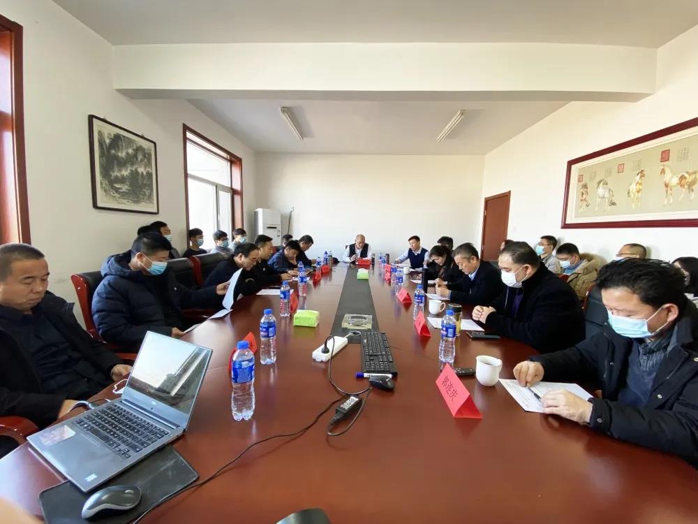 The heads of each department of the Thermal Operation and Mechanical and Electrical Engineering Division report the work results in 2021 and the work plan in 2022
